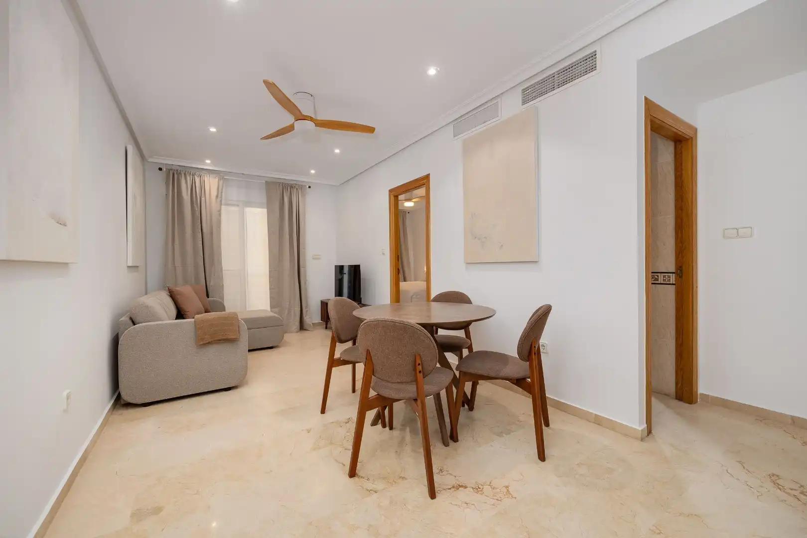 Living room of Flat for rent in Torrevieja  with Terrace and Furnished
