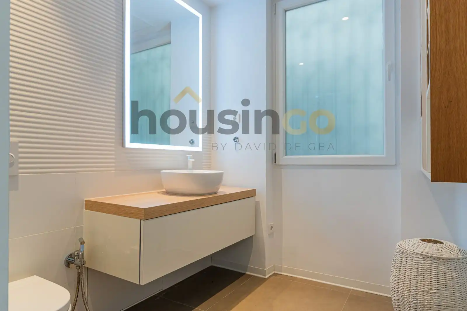Badezimmer von Wohnung zur Miete in Madrid mit Klimaanlage, Heizung und Abstellraum