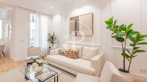 Photo 2 of Flat for rent in P.º del Gral. Martínez Campos, Almagro,  Madrid Capital