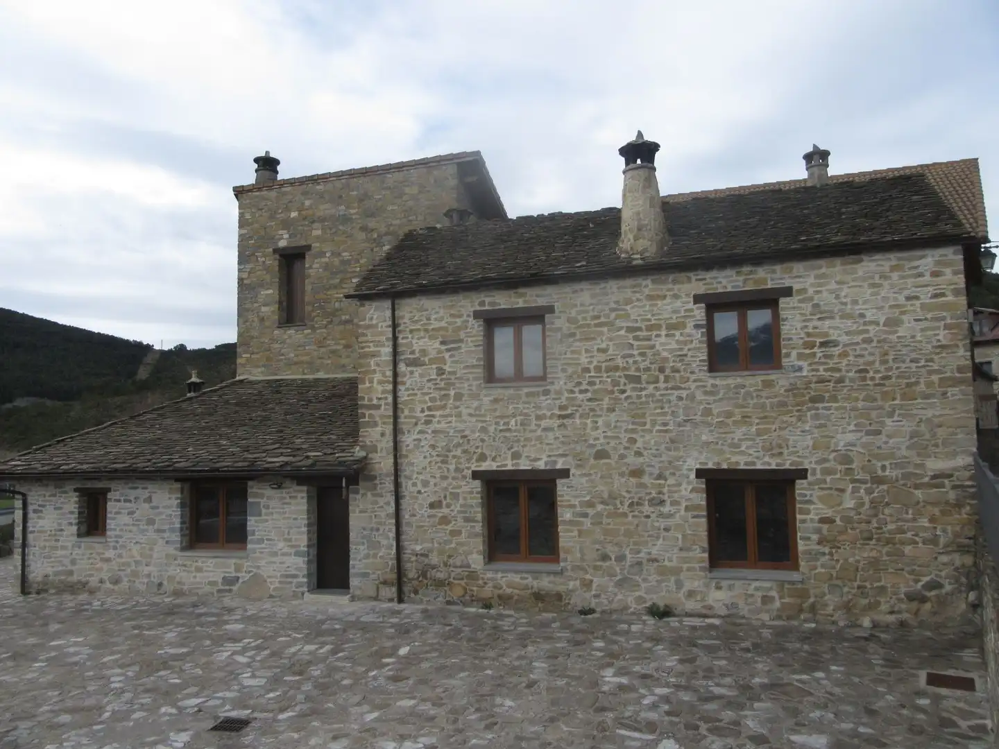 Vista exterior de Casa o chalet en venta en Castiello de Jaca con Calefacción, Jardín privado y Terraza