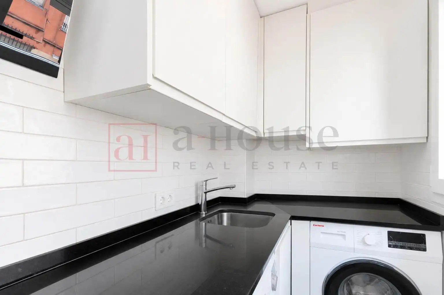Kitchen of Flat for sale in Madrid  with Heating and Furnished