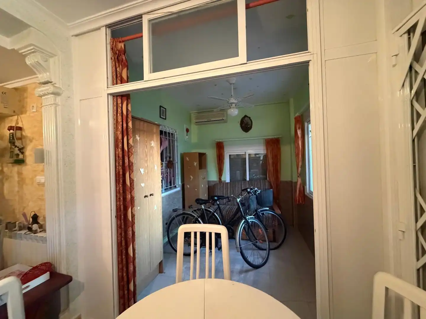Haus oder Chalet zum Verkauf in Los Alcázares mit Terrasse, Abstellraum und Möbliert