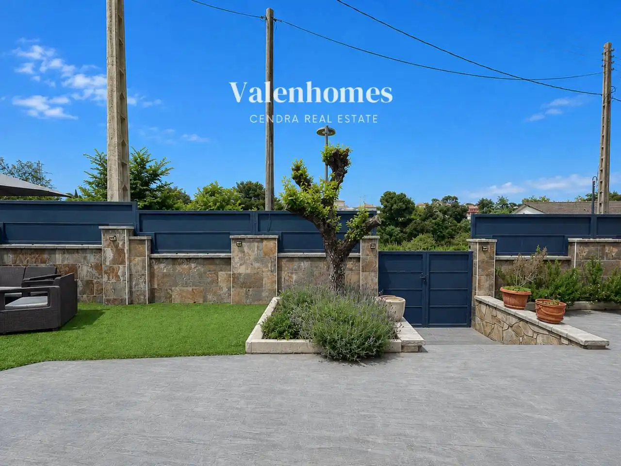 Exterior view of Houses for sale in Lliçà d'Amunt  with Air Conditioner, Private garden and Furnished
