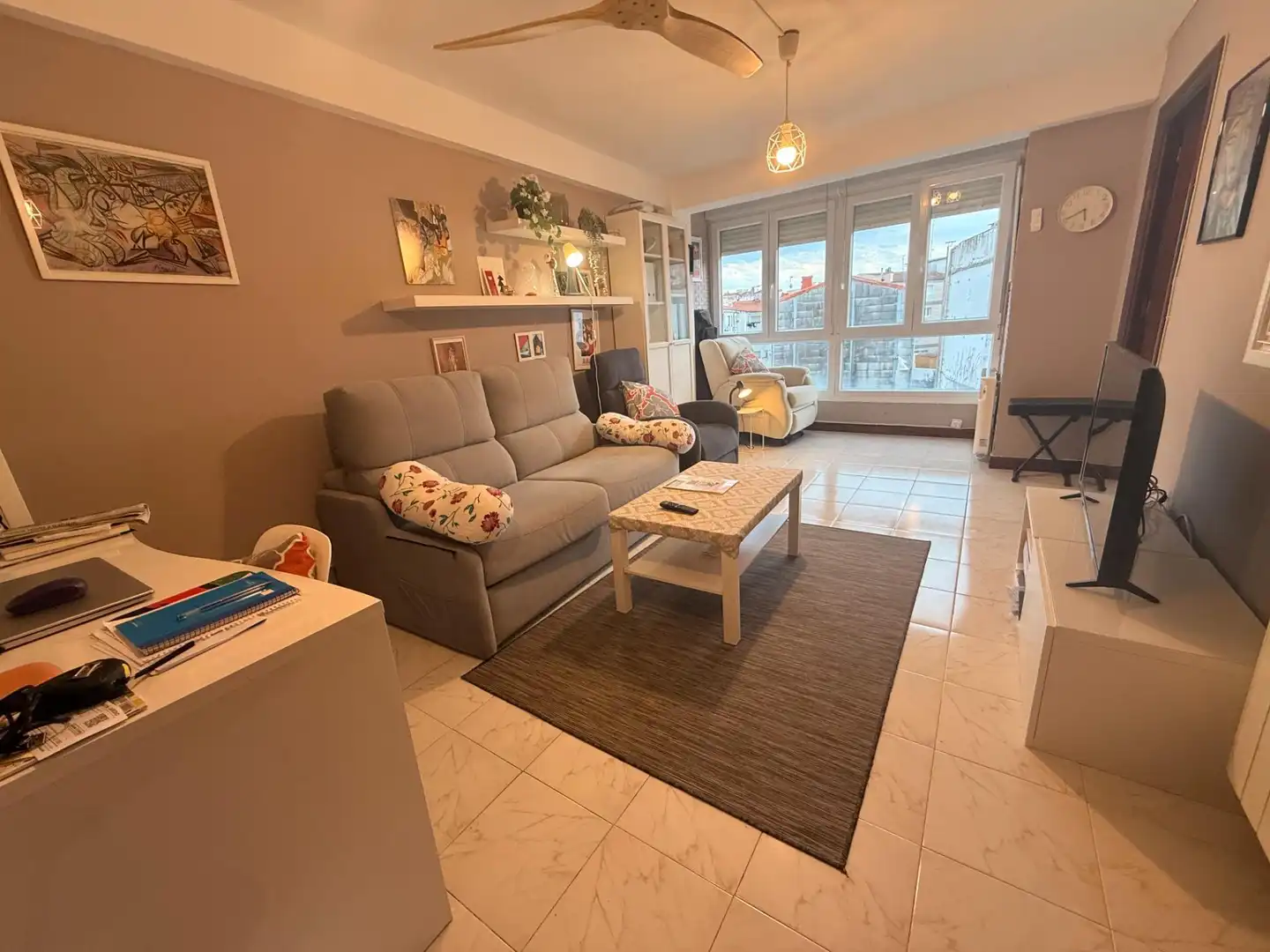 Living room of Flat for sale in Santoña  with Heating and Furnished