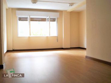 Ufficio con ascensore in vendita a TORRECERREDO
