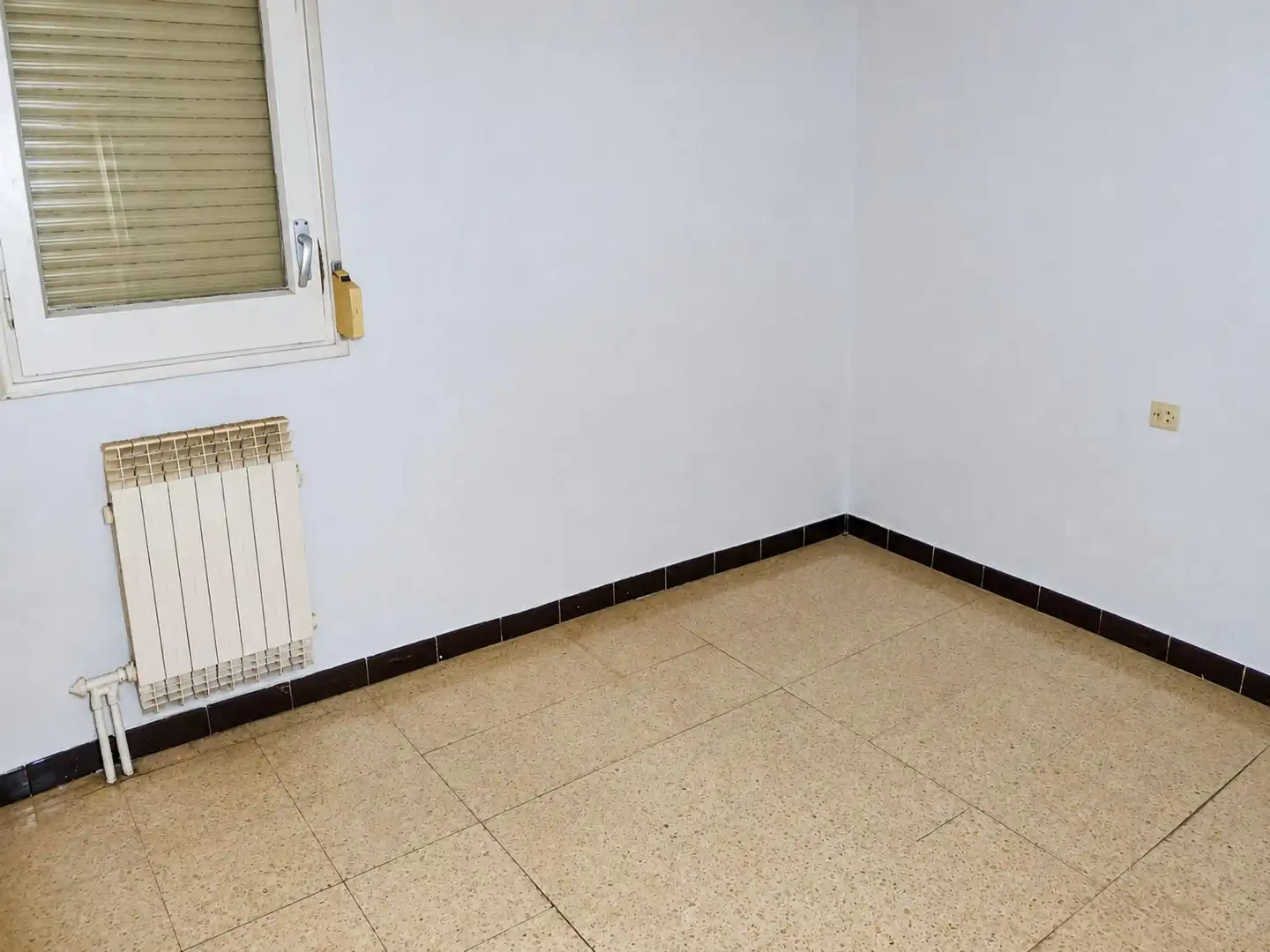 Bedroom of Flat for sale in Ponent - Set Camins