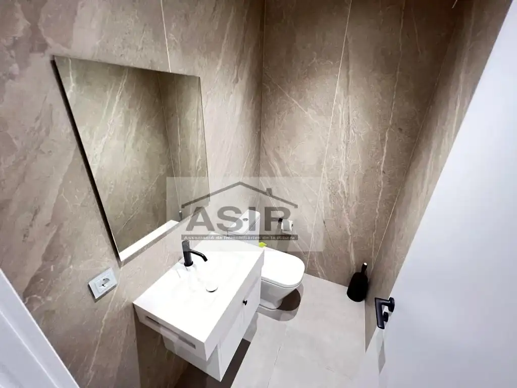 Bathroom of Houses for sale in Algemesí  with Air Conditioner and Swimming Pool