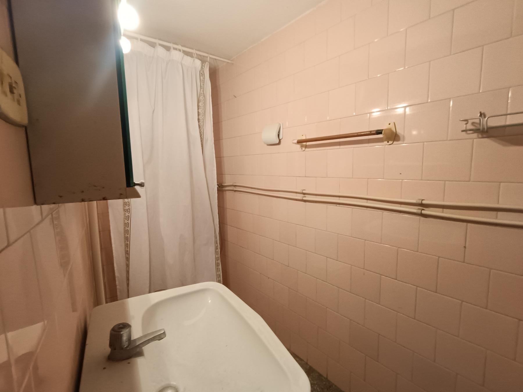 Bathroom of House or chalet for sale in Useras /  Les Useres