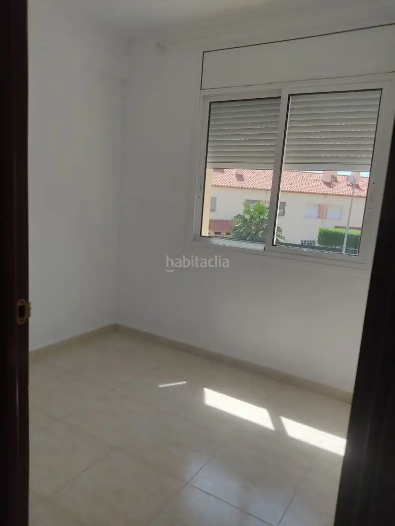 Adosado con piscina en venta en Carrer Islàndia 21, imagen 21