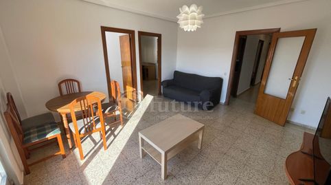 Photo 3 of Flat for rent in Calle Volta, San Bernardo, Salamanca Capital