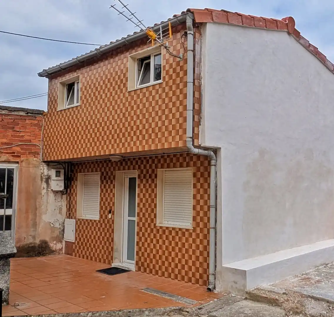 Vista exterior de Casa o chalet en venta en Santander con Trastero