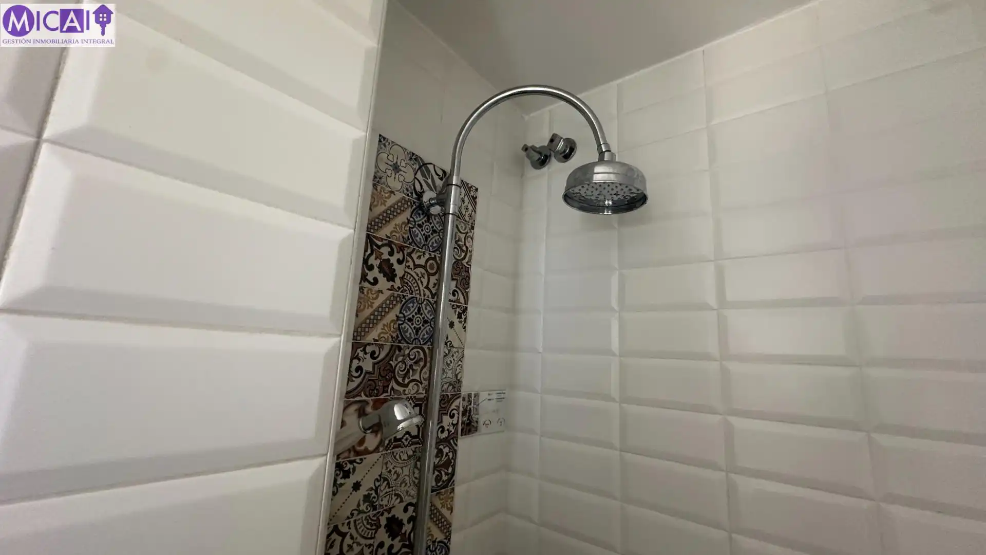 Baño de Piso en venta en Cádiz con Aire acondicionado, Parquet y Terraza