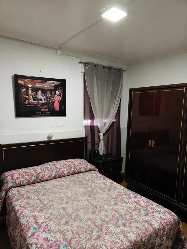 Dormitori de Casa o xalet en venda en Corral-Rubio