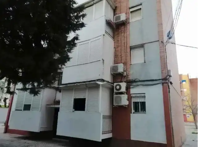 Piso en venta en Calle Frascuelo 1
