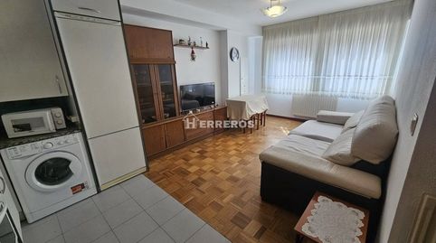 Foto 2 de Apartament en venda a Club Deportivo, San Adrián, Logroño