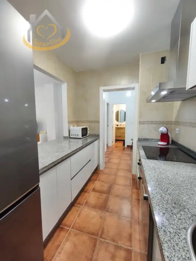 Cocina de Apartamento en venta en El Rompido con Aire acondicionado, Terraza y Amueblado