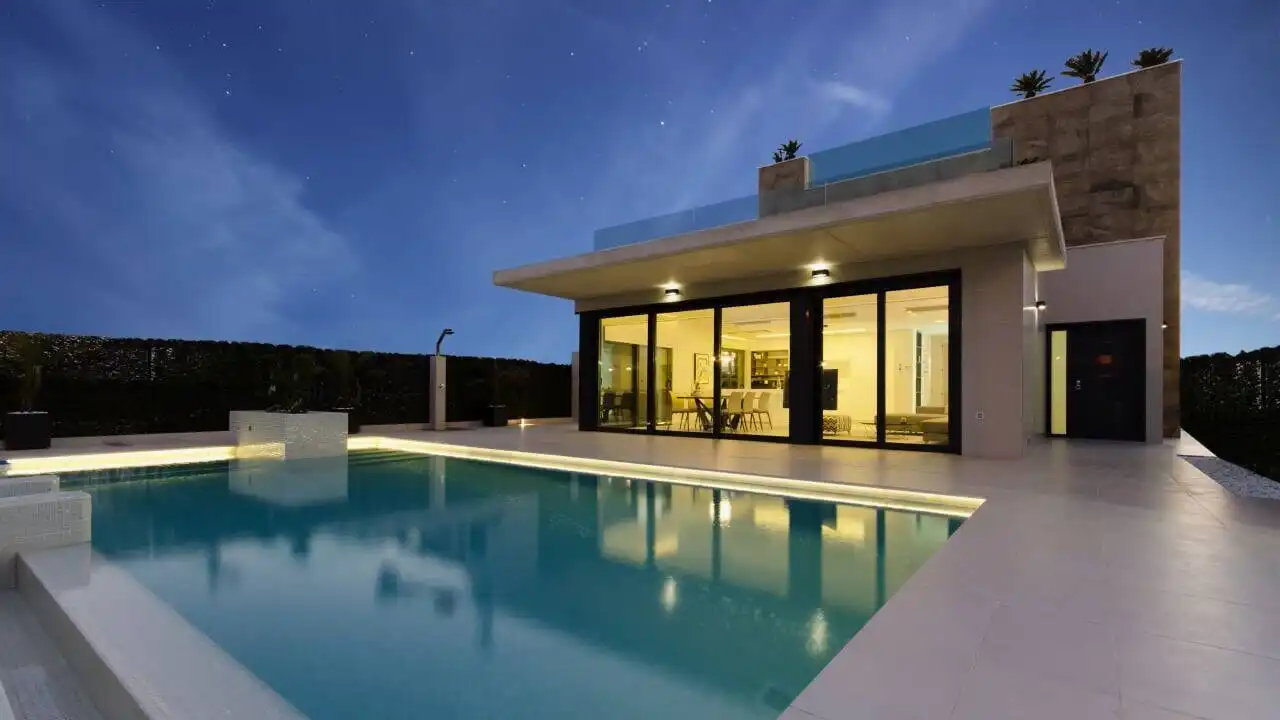 House with pool for sale in Orihuela Costa