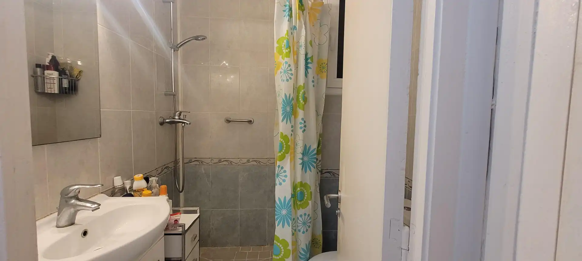 Baño de Piso en venta en L'Estartit con Terraza y Piscina comunitaria