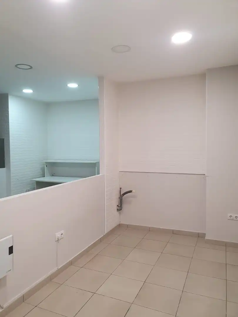 Local comercial de lloguer a N/A, imagen 4