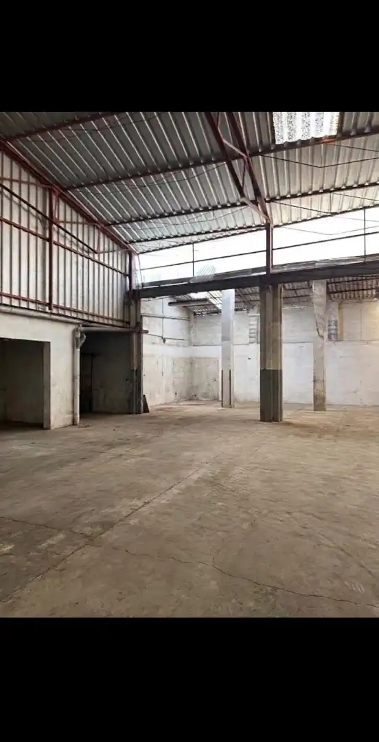 Nau industrial de lloguer en Úbeda