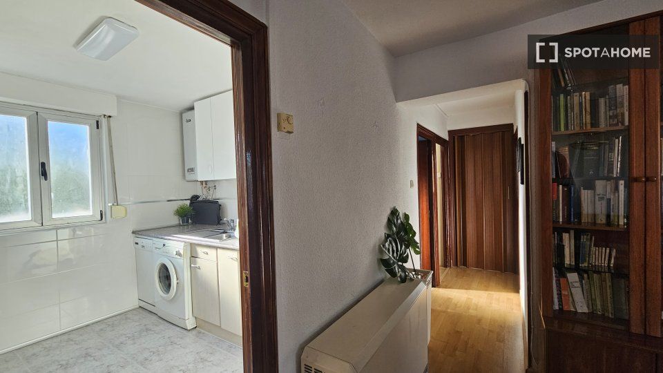 Piso de alquiler en Tres Olivos - Valverde