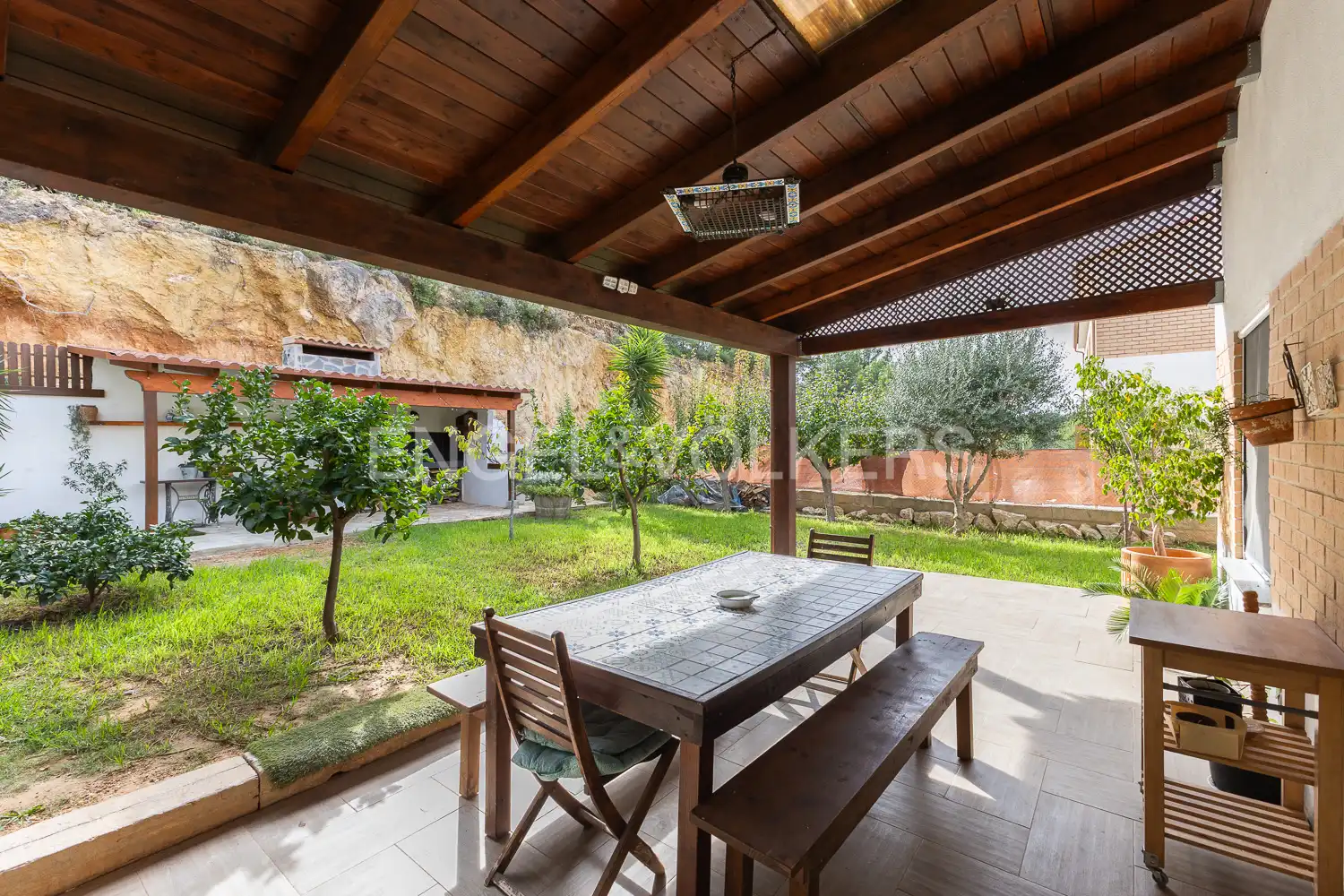 Houses for rent in Chiva, Valencia