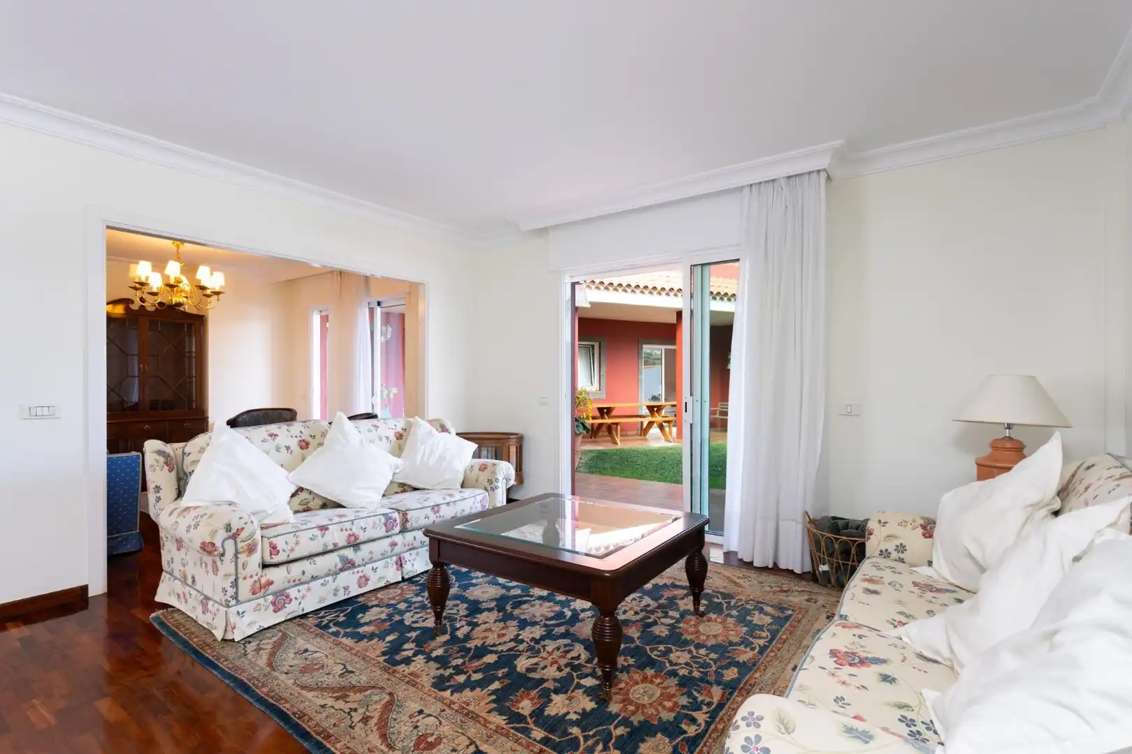 Sala de estar de Casa o chalet en venta en Puerto de la Cruz con Calefacción, Jardín privado y Parquet