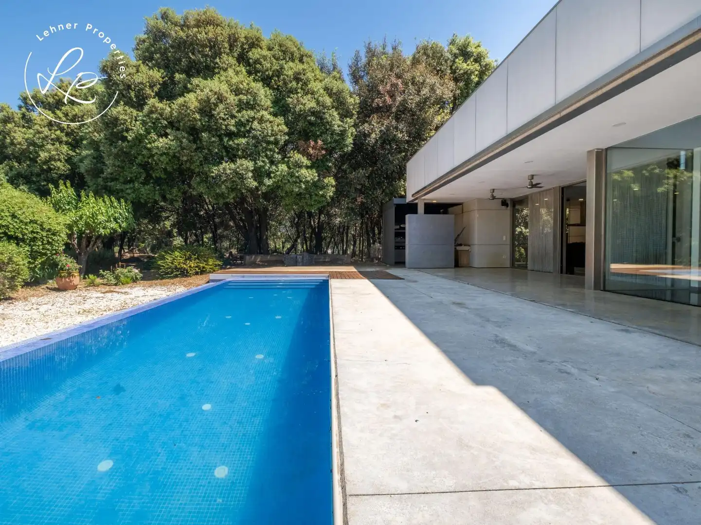 Piscina de Casa o chalet en venta en Avinyonet de Puigventós con Aire acondicionado, Calefacción y Jardín privado