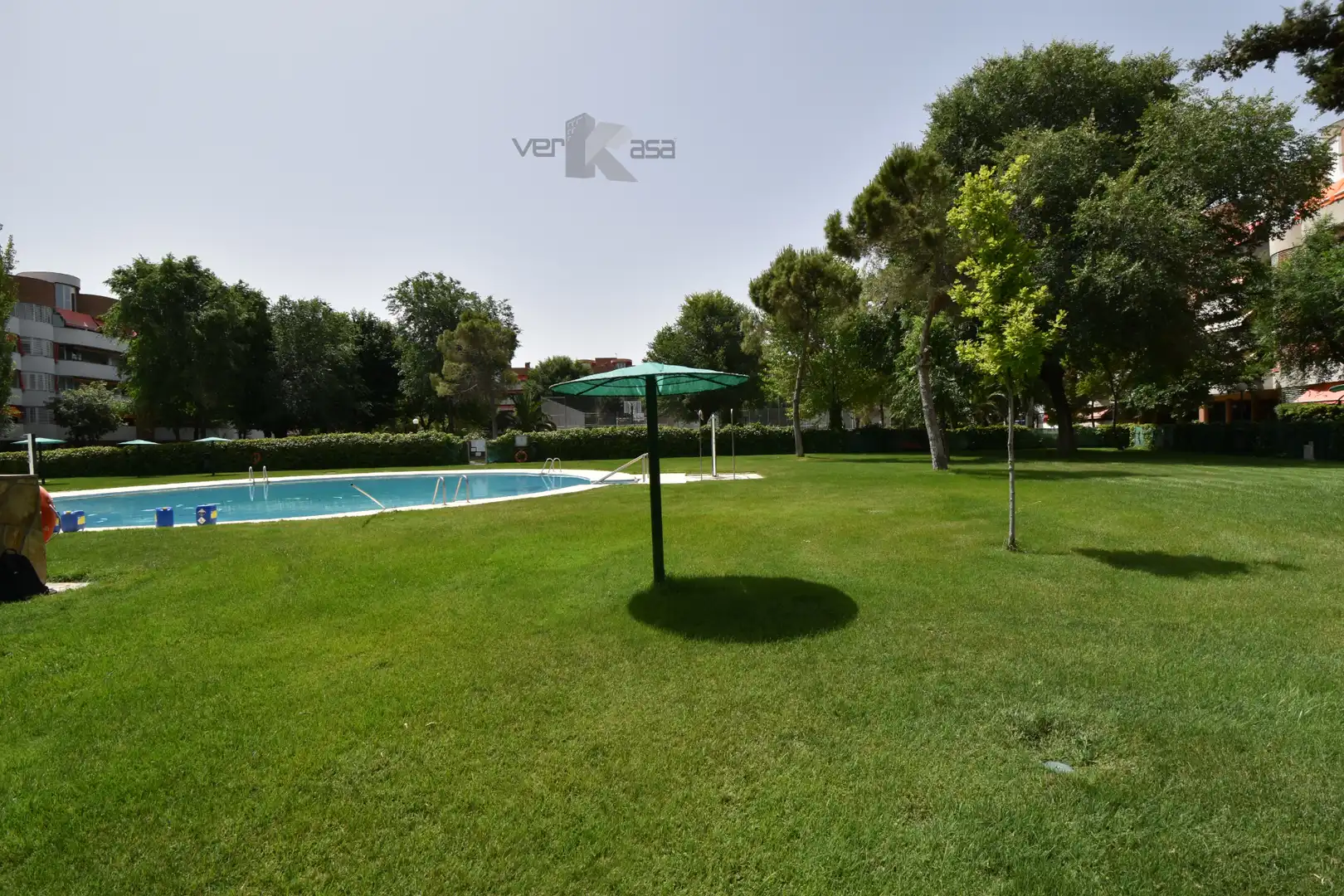 Piscina de Piso en venta en Pinto con Calefacción, Terraza y Piscina comunitaria