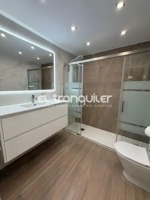 Piso de alquiler en Calle Fernando VII, San José - Buenos Aires