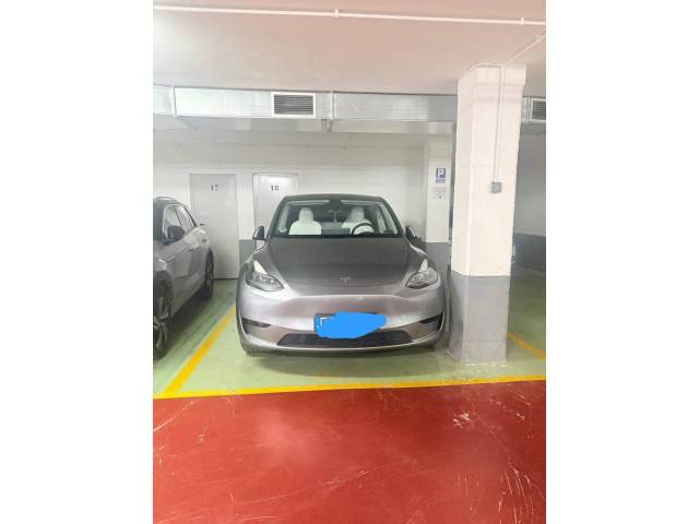 Garaje en Venta en Calle Josep María de Sagarra en Font Verda