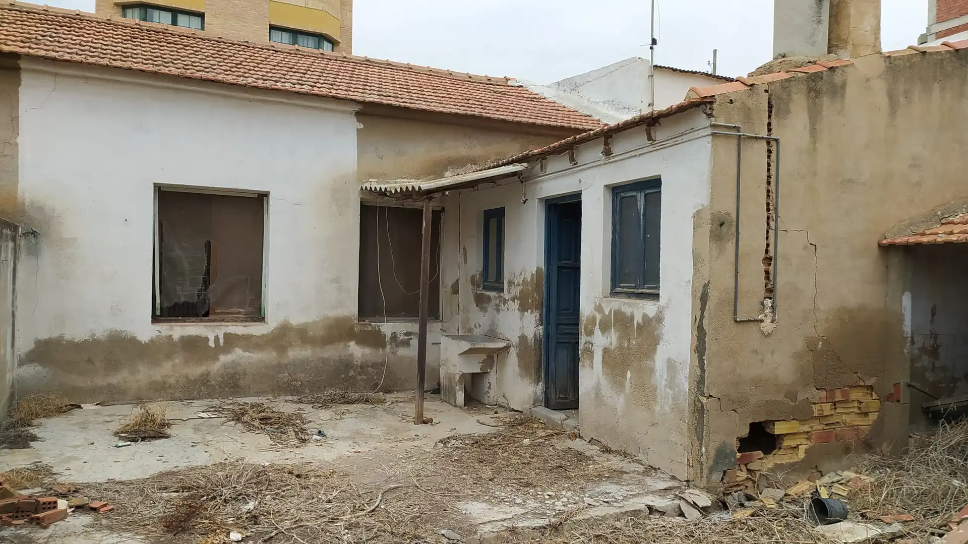 Exterior view of Country homes for sale in Albatera