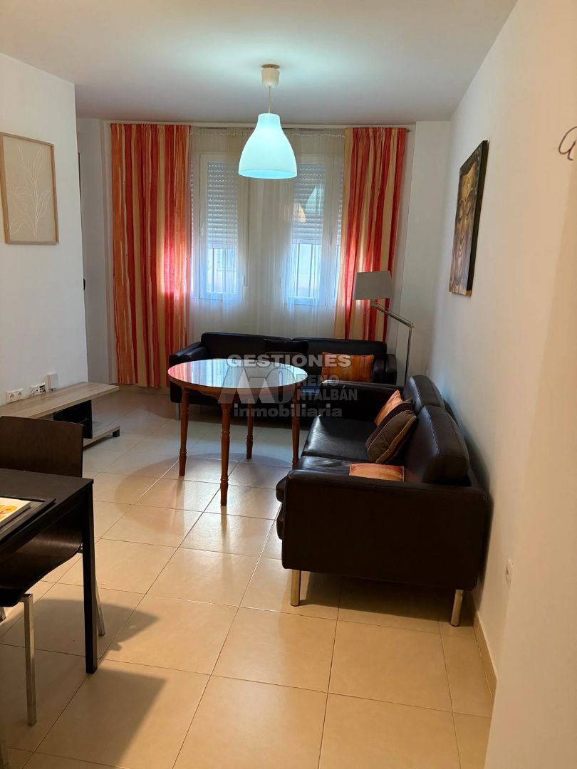 Sala d'estar de Apartament de lloguer en Dúrcal amb Moblat, Rentadora i Microones