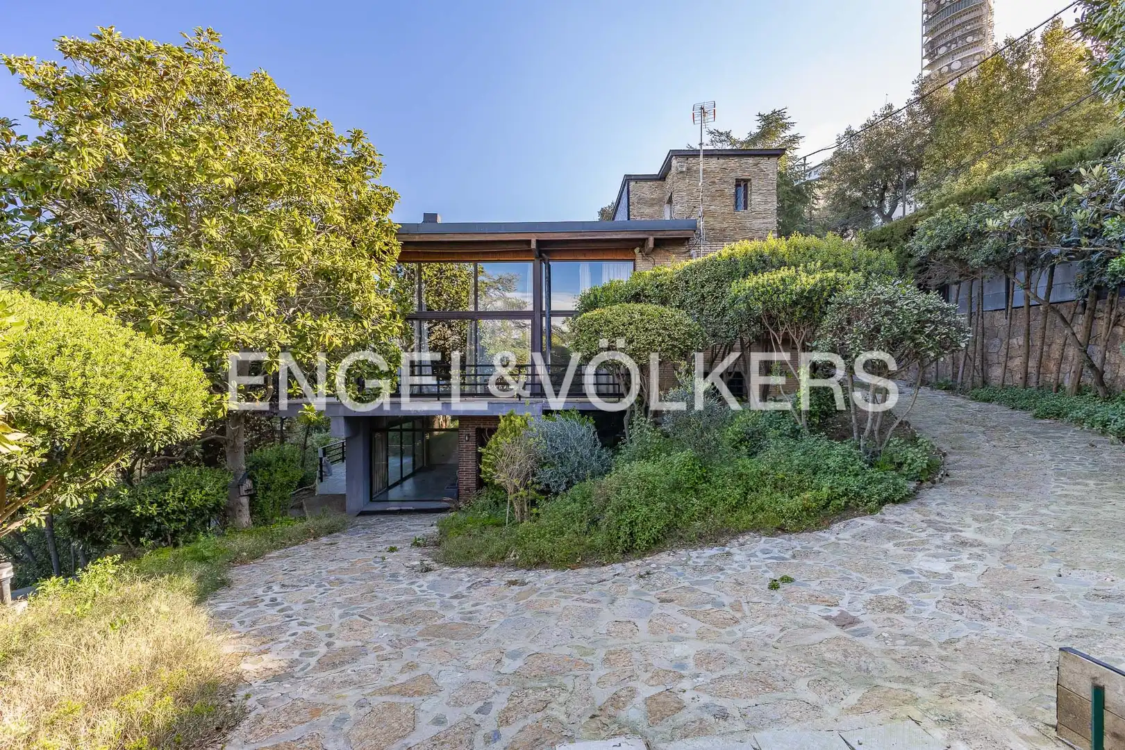 Vista exterior de Casa o xalet en venda en  Barcelona Capital amb Calefacció, Jardí privat i Parquet