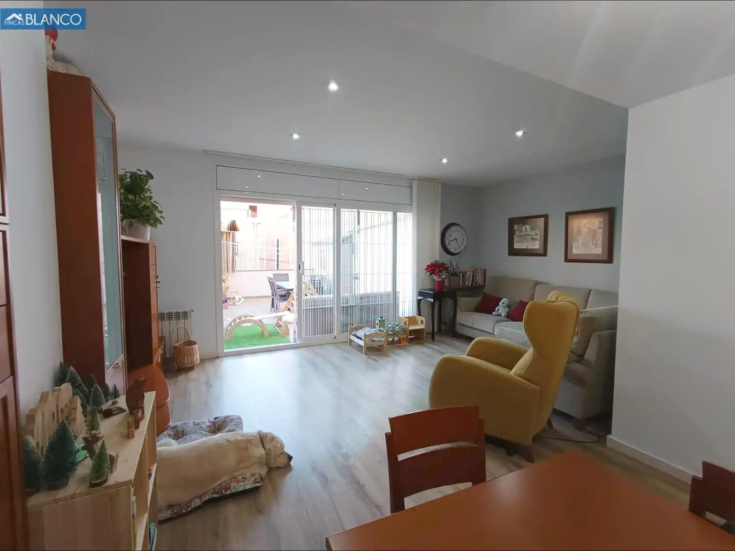 Living room of Houses for sale in L'Hospitalet de Llobregat  with Air Conditioner, Heating and Terrace