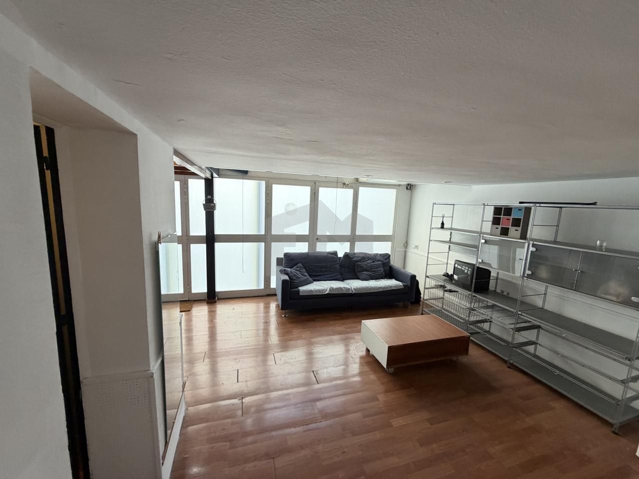 Sala d'estar de Estudi en venda en  Barcelona Capital amb Aire condicionat