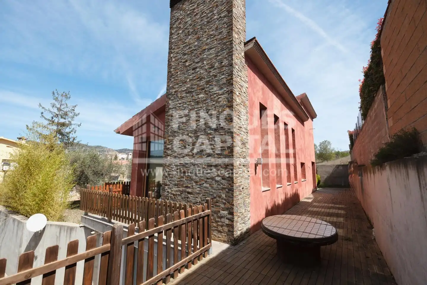 Vista exterior de Casa o xalet en venda en Ulldemolins amb Jardí privat i Parquet