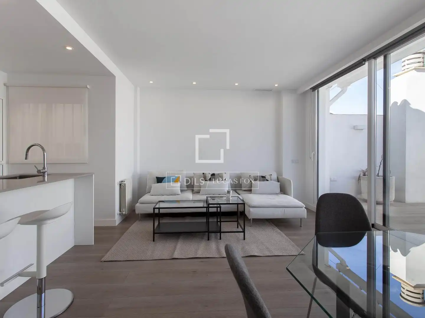 Sala d'estar de Àtic de lloguer en Valencia amb Aire condicionat, Calefacció i Parquet