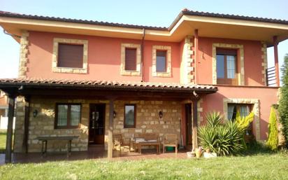 Garden of House or chalet for sale in Las Regueras    with Heating, Private garden and Terrace