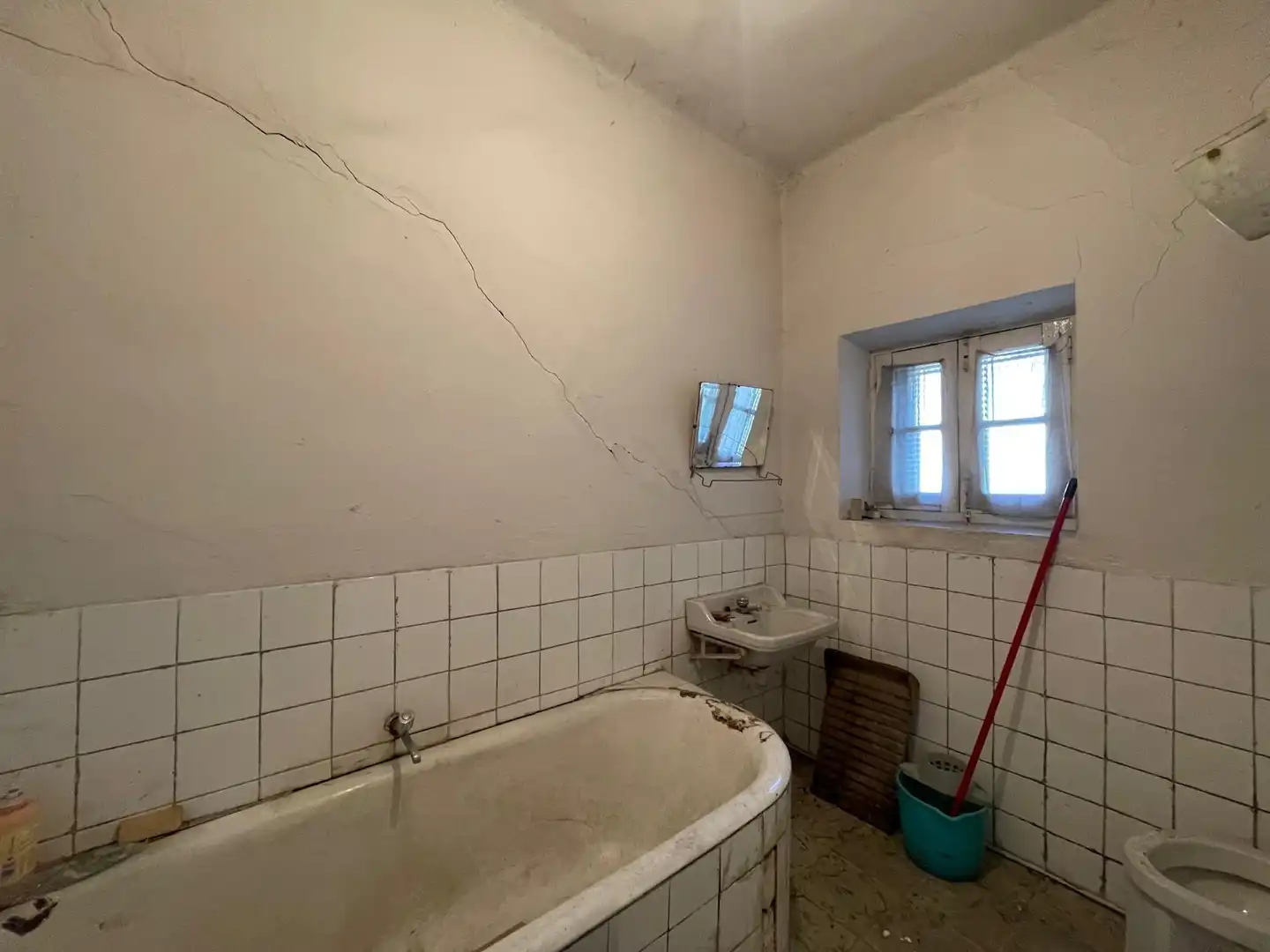 Bany de Finca rústica en venda en San Leonardo de Yagüe amb Traster