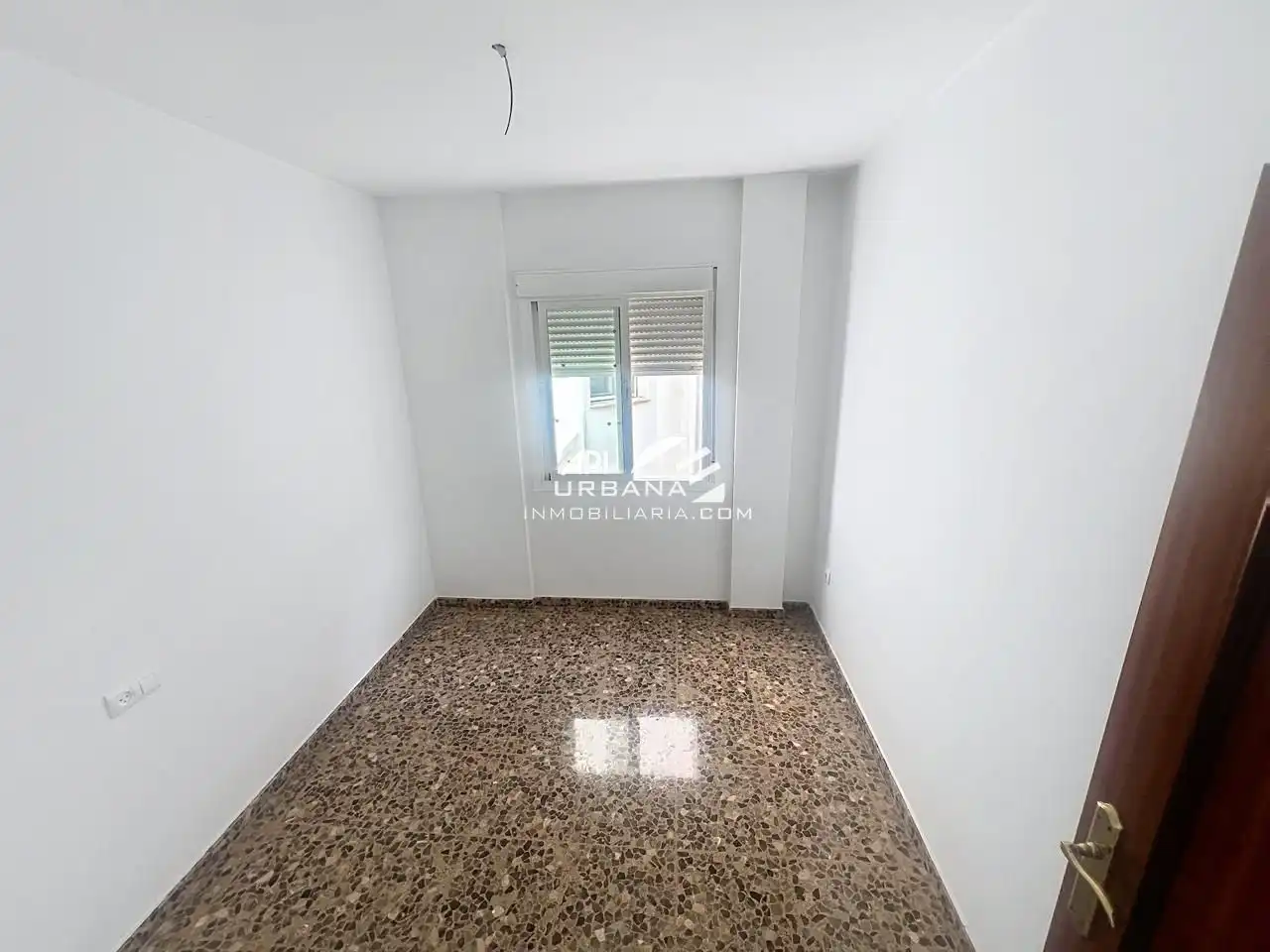 Bedroom of Flat for sale in Lucena  with Air Conditioner and Storage room