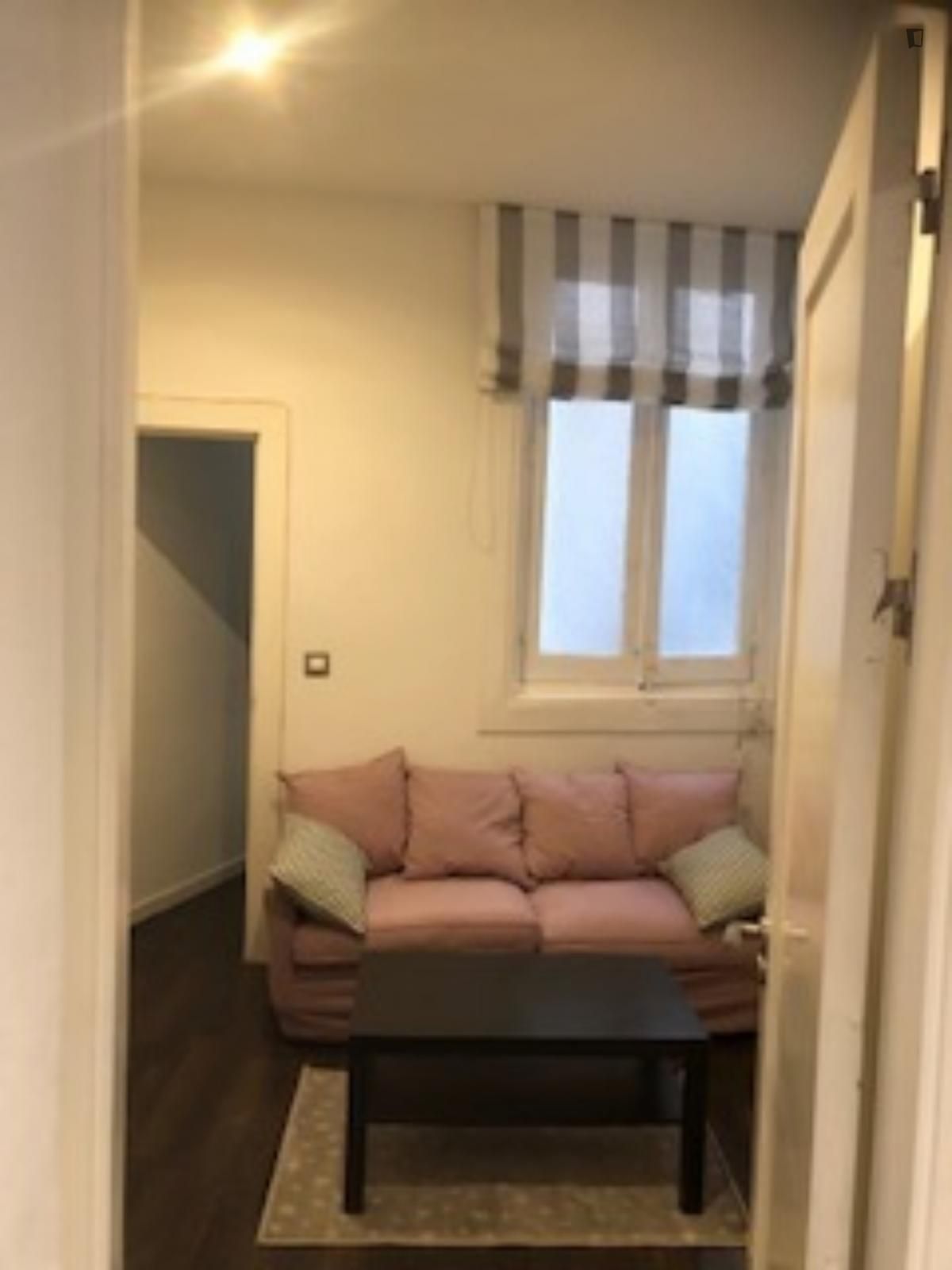 Apartamento de alquiler en Sol