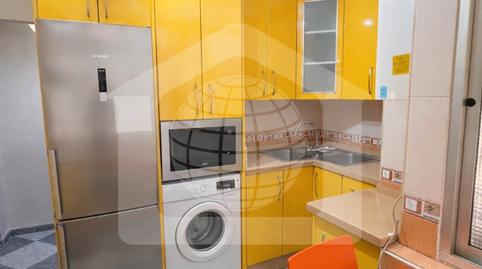 Foto 3 de Piso en venta en Calle Hoyo Higuerón, Dos Hermanas - Nuevo San Andrés, Málaga Capital