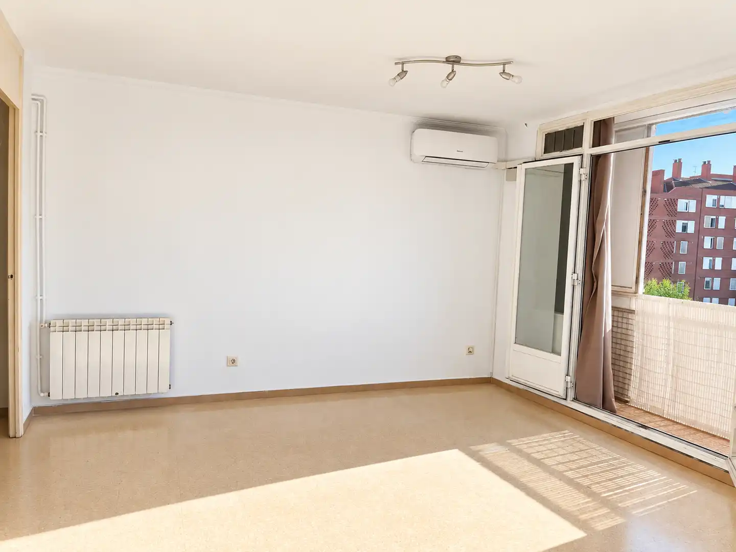 Piso con terraza en venta en Carrer de Vergara 10, imagen 9