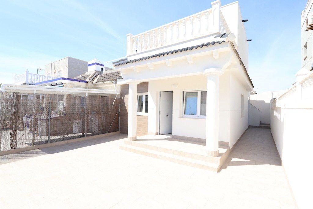 Casa adosada en venda a N/A, -1, Zona Carrefour - Urbanizaciones
