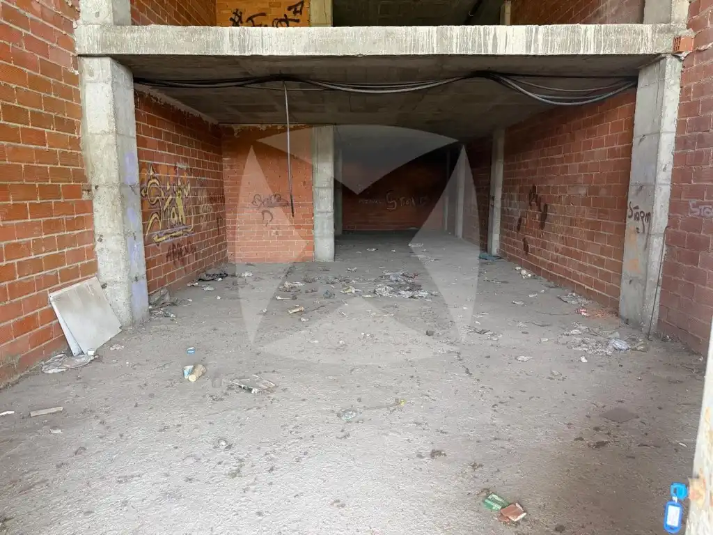 Local comercial en venda a Avenida Elvas, imagen 6