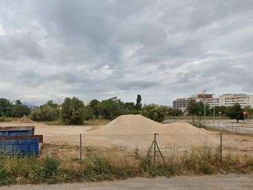 Terreno residencial en venta en Centro Comercial - Capsades -  Hospital