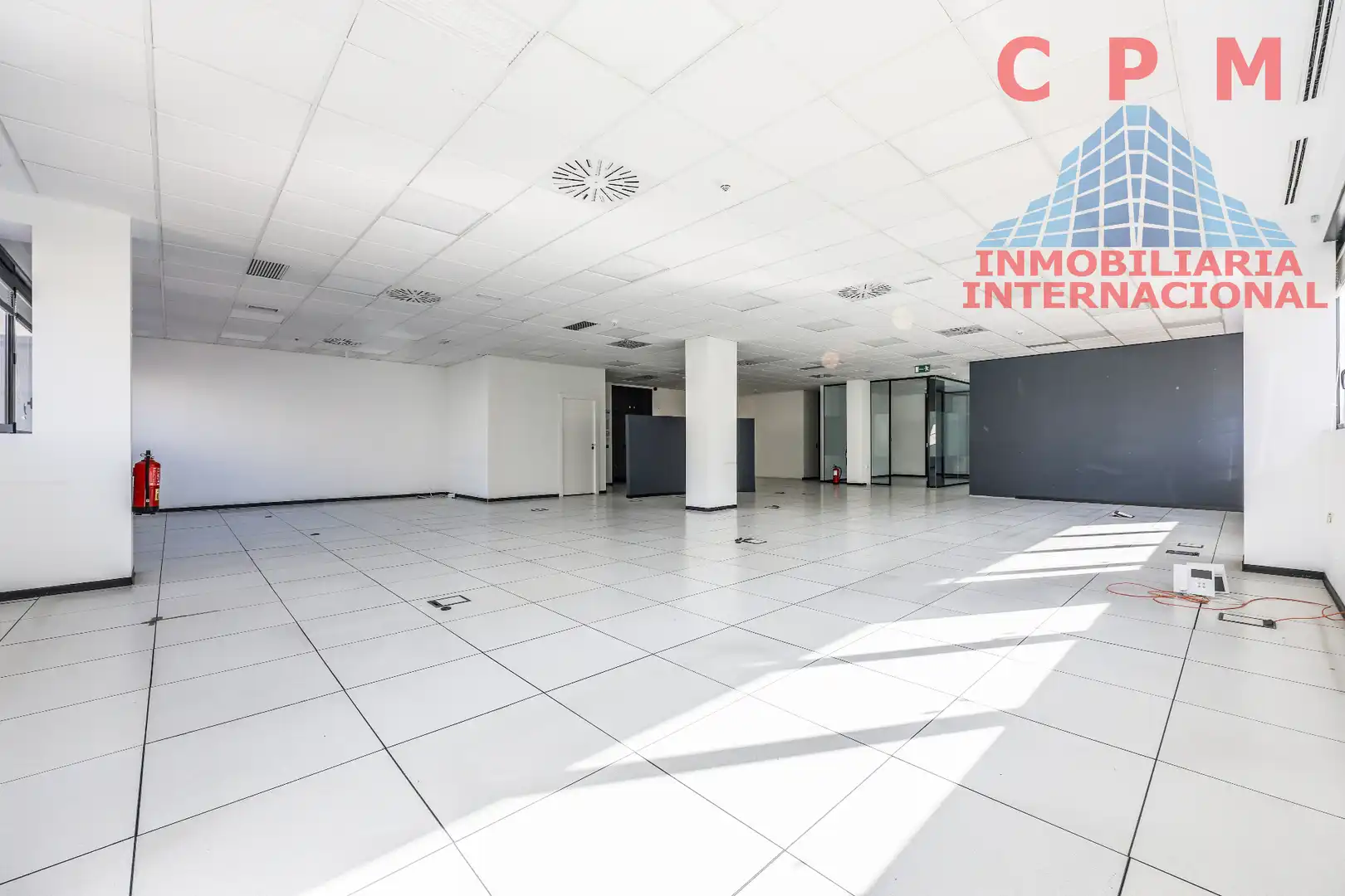 Oficina de lloguer en Madrid amb Aire condicionat, Calefacció i Alarma