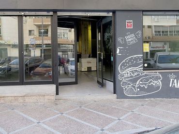 Locale commerciale in vendita a Centro
