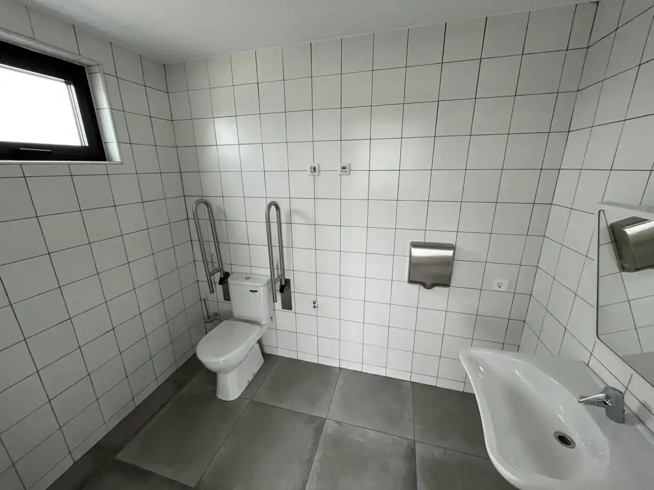 Bathroom of Industrial buildings for rent in Òdena  with Heating